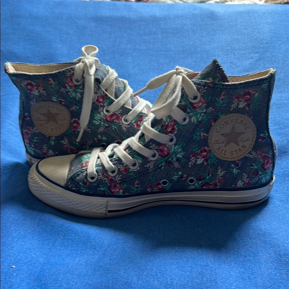 Converse Blue and White High-Top Sneakers with Classic Style